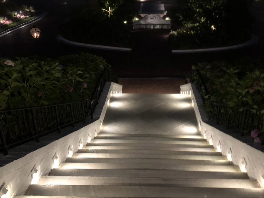landscape lighting design and installation company in MA landscape lighting design and installation company in MA